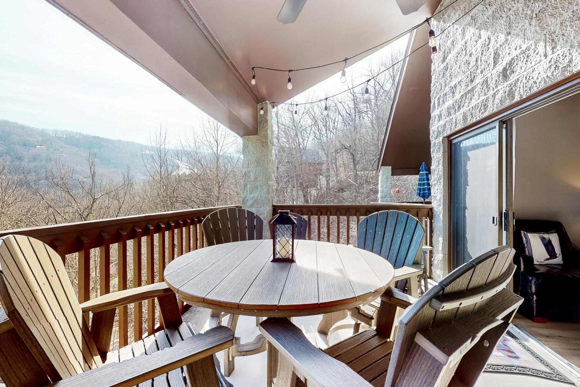 Eagles Nest Escape Apartamento Gatlinburg Exterior foto
