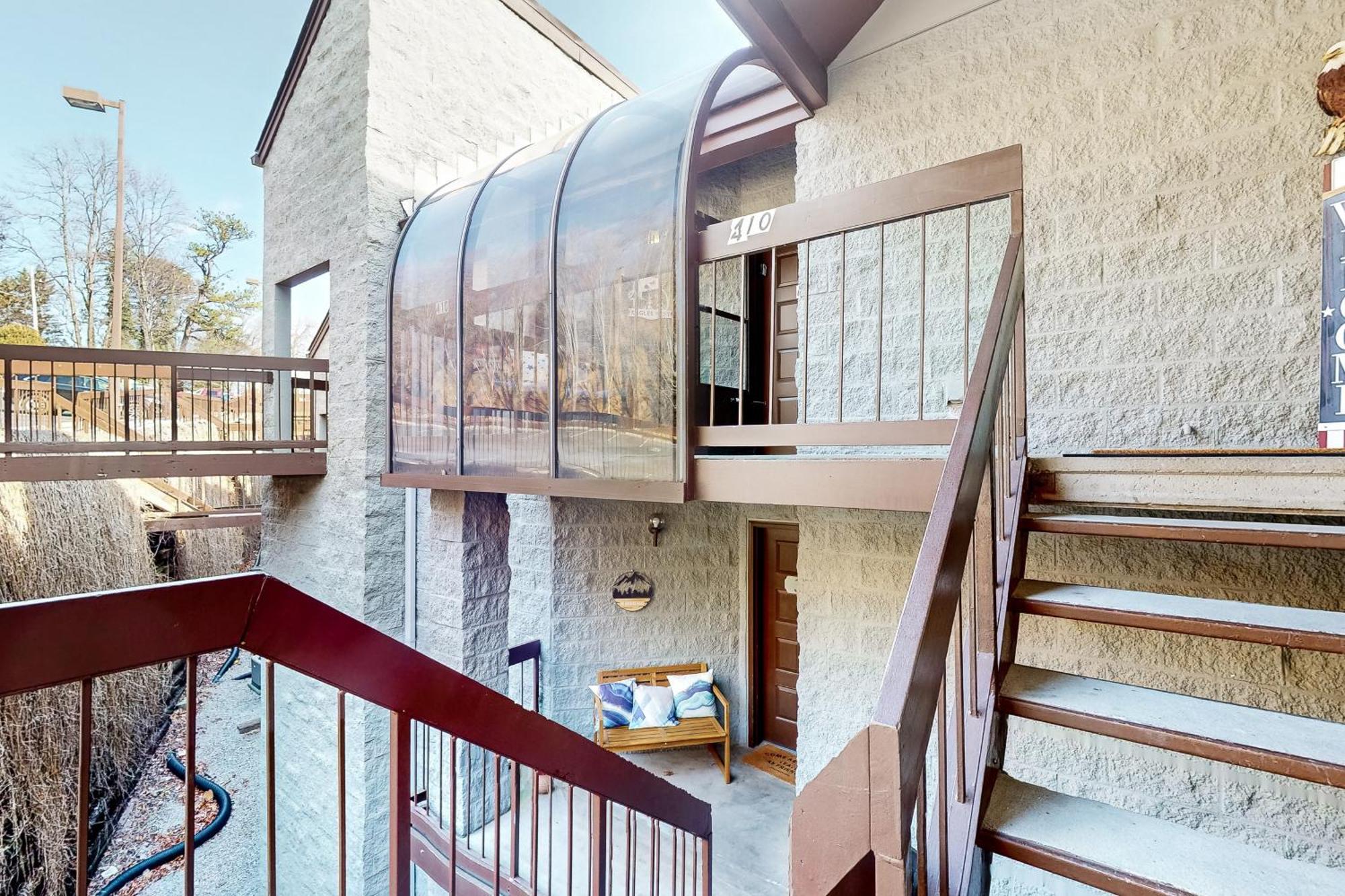 Eagles Nest Escape Apartamento Gatlinburg Exterior foto
