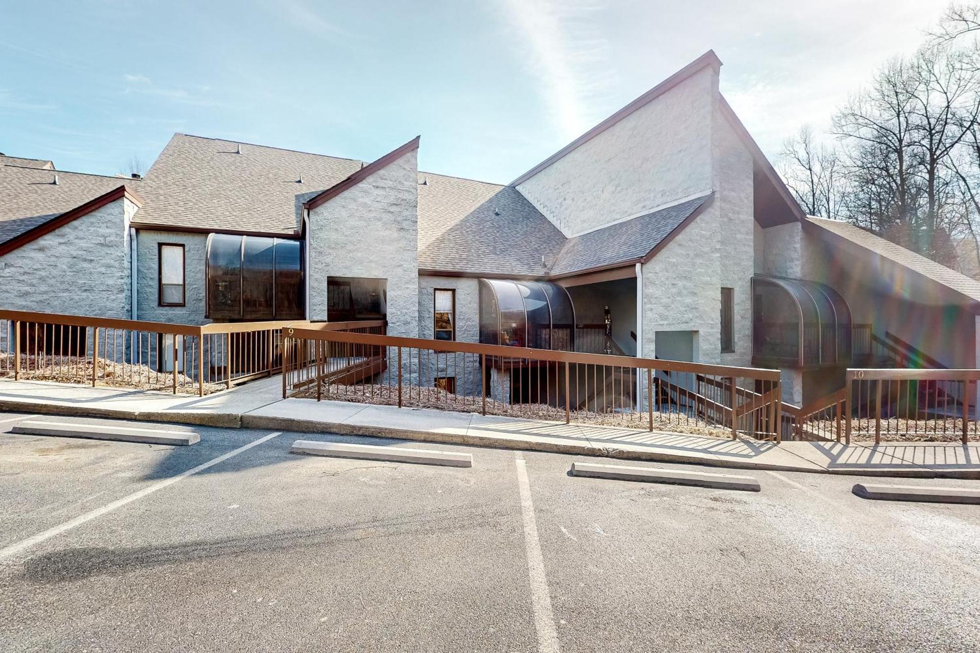 Eagles Nest Escape Apartamento Gatlinburg Exterior foto
